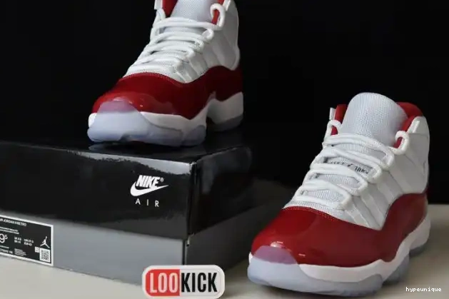 HYPE Cherry 11 CT8012-116 Air Jordan 0427